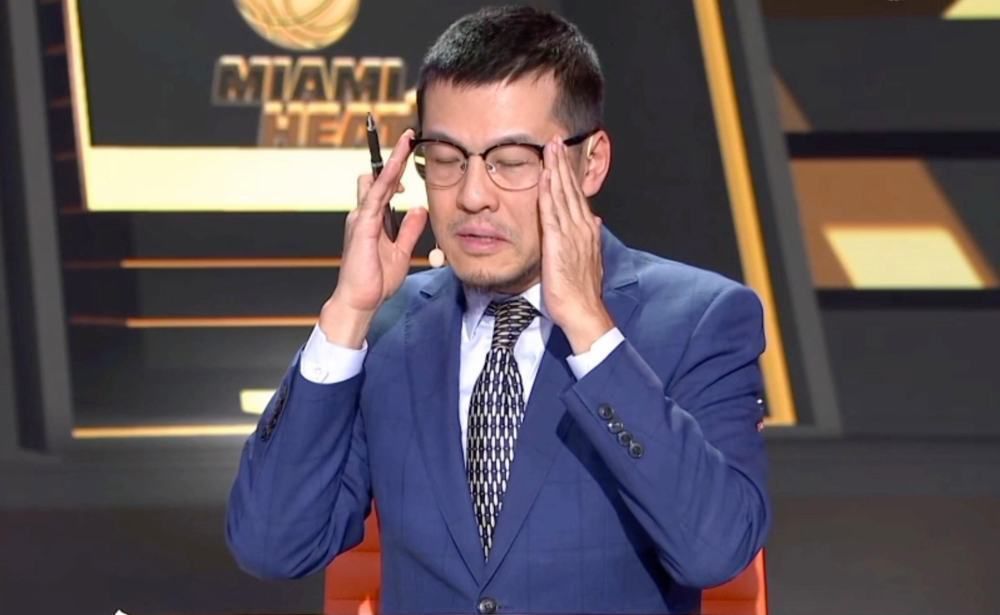 但就目前来说，瓦拉内的身上没有明确的转会动向，关于皇马和拜仁的消息只是传闻而已。
